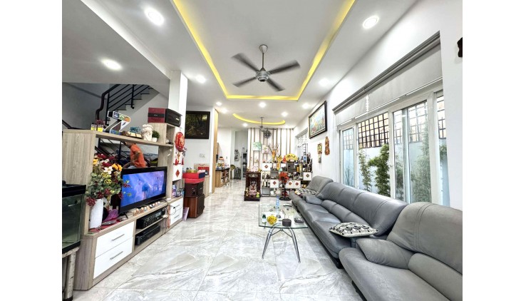 Bán Nhà 3 Tầng Đẹp Lung Linh Hẻm Xe Hơi 117m2_9x15m Kha Vạn Cân Linh Đông Thủ Đức Chỉ 13 tỷ.